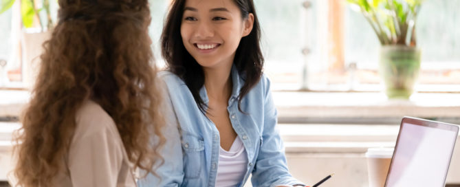 How and Why to Avoid Overselling the Job When Recruiting